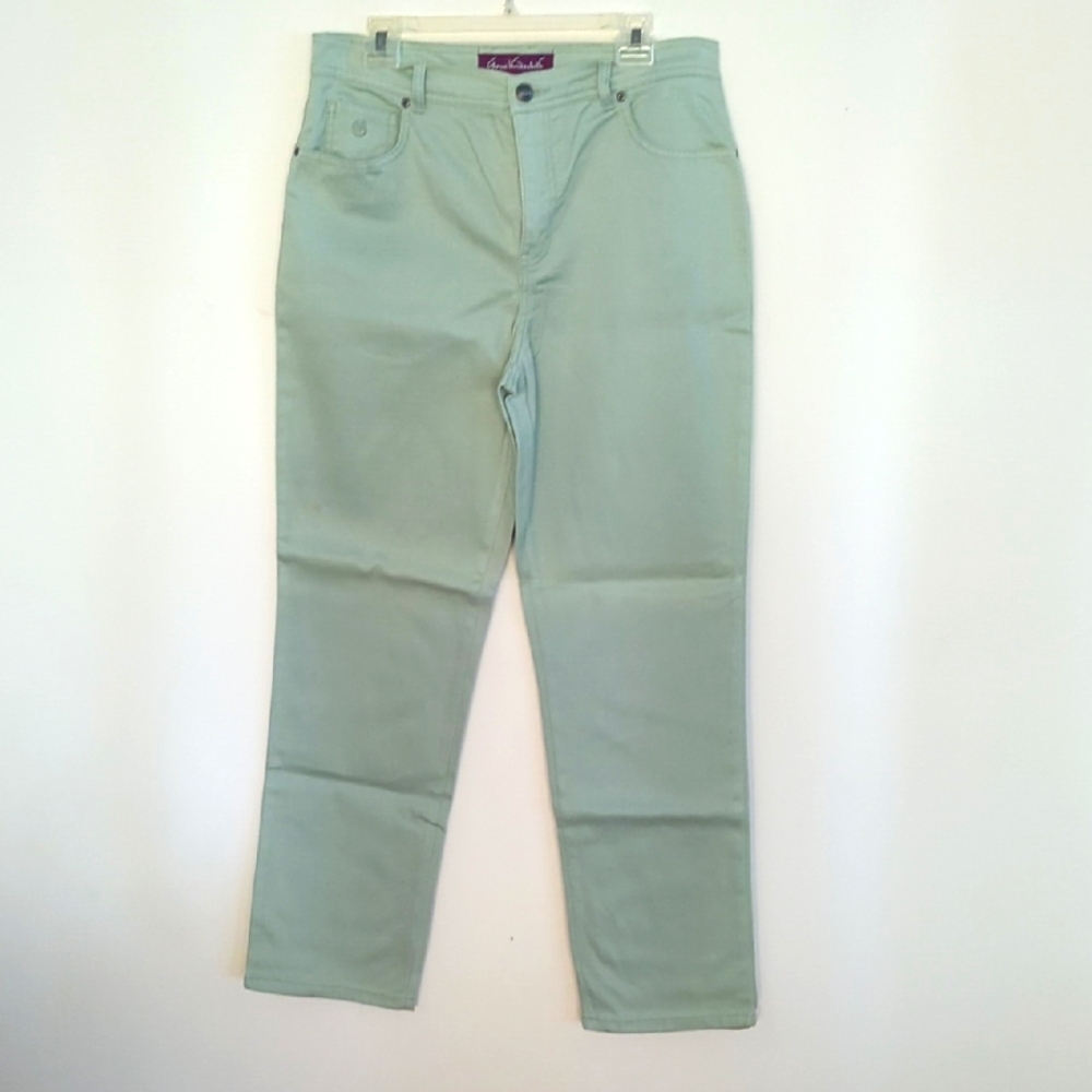 Gloria Vanderbilt Light Green Pants